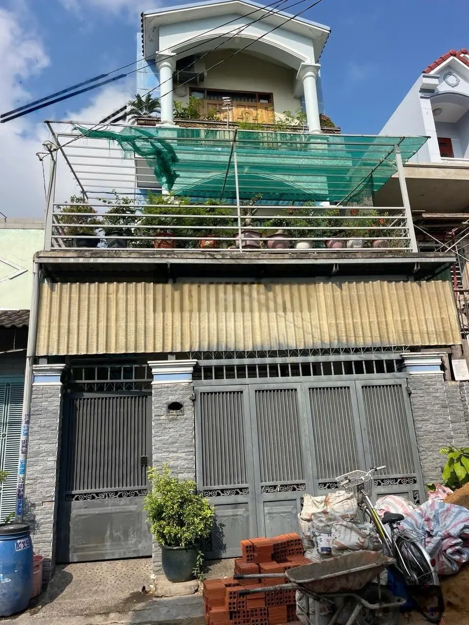 Cần bán gấp nhà 2 lầu 1 trệt, nằm tại Phường Bình Chiểu, Quận Thủ Đức