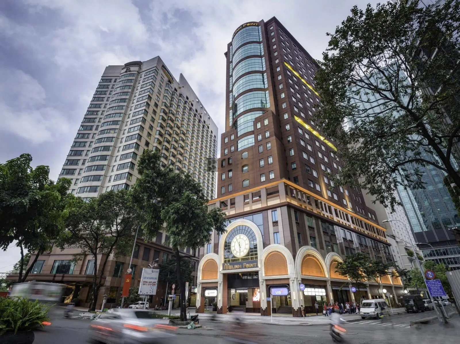 Tuyến đường thương hiệu góc 2MT ngay công trường Mê Linh, Bến Nghé Q1 (8x32m) 5 tầng giá chỉ 148 tỷ