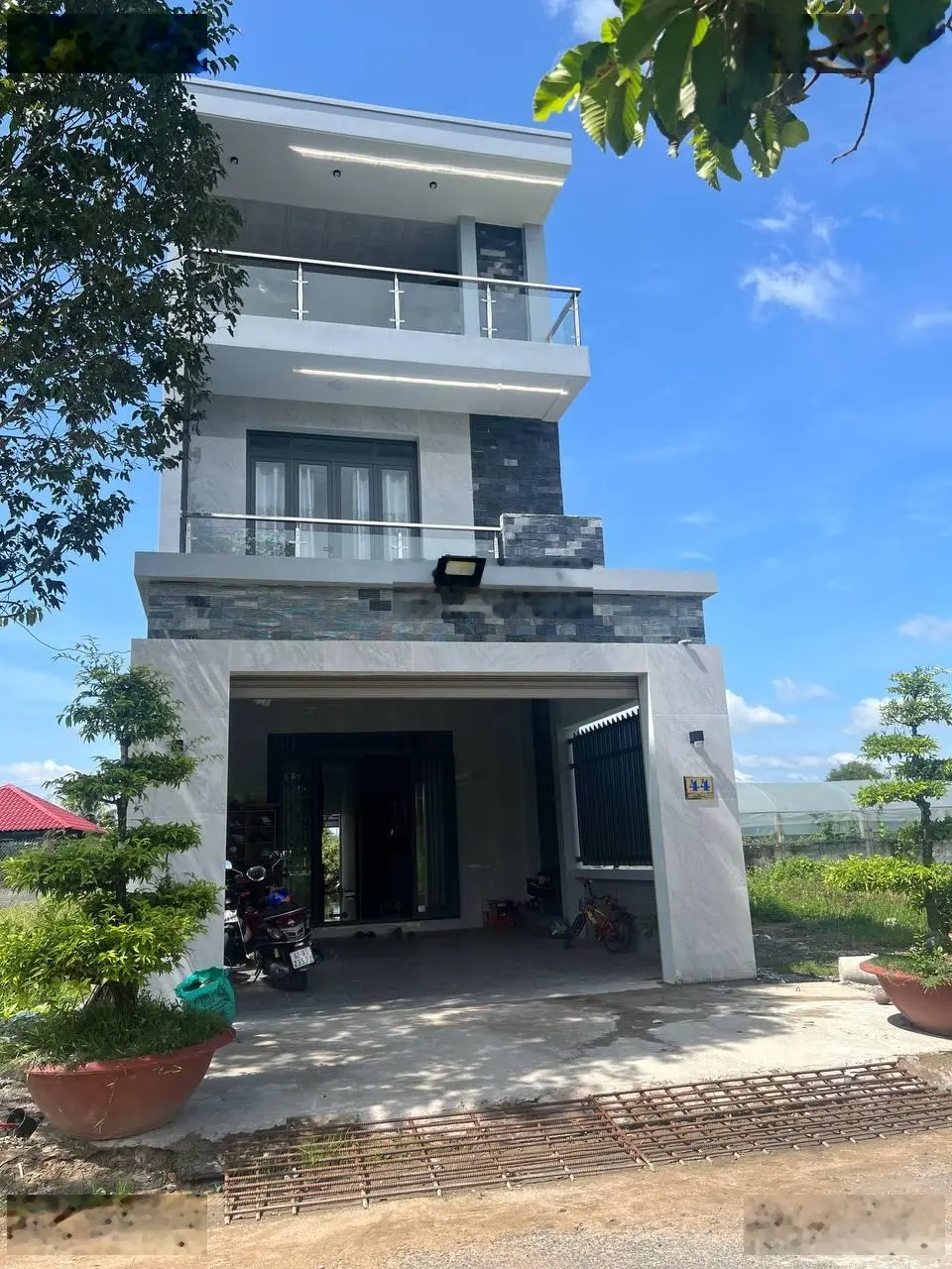 Chú Đạt có dư lô đất ở Tân An - 100m2 đất (ODT) sổ hồng sẵn