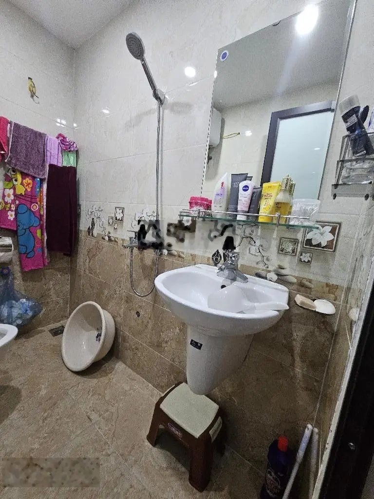 Bán nhà Bát Khối, Cổ Linh ô tô tránh ngõ thông kinh doanh tốt 44m2 x 5 tầng Gara ô tô đi bộ ra Aeon