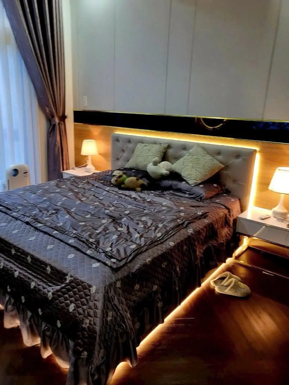 Bán nhà Thủ Đức, full nội thất, 3 lầu, đường ô tô 7m, gần trường học, cầu vượt Gò Dưa