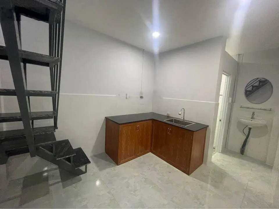 Nhà 1 lầu (5x10m), ngay cuối Lê Đình Cẩn, Bình Tân. Hẻm xe hơi 4m. Giá 2,38 tỷ
