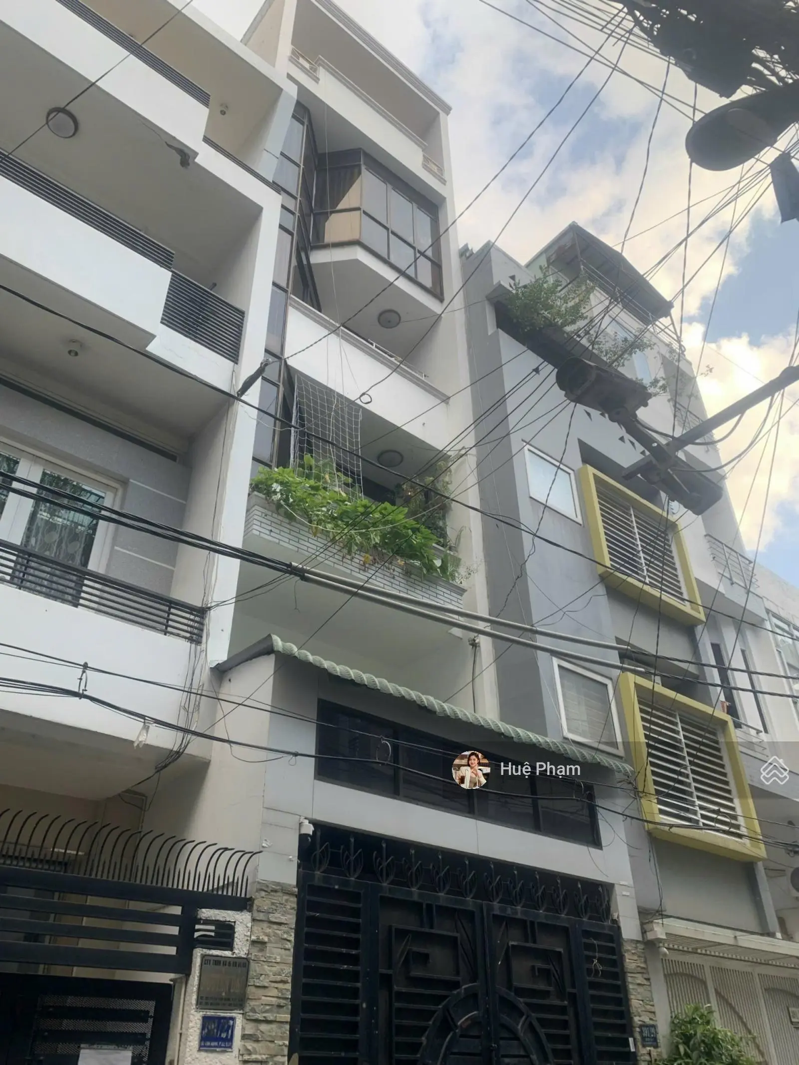 Bán nhà 6 tầng Sư Vạn Hạnh, P12, quận 10. CHDV HĐT 45 TR/TH. DT: 4,2x17,5m. Giá bán 17.9 tỷ bớt lộc