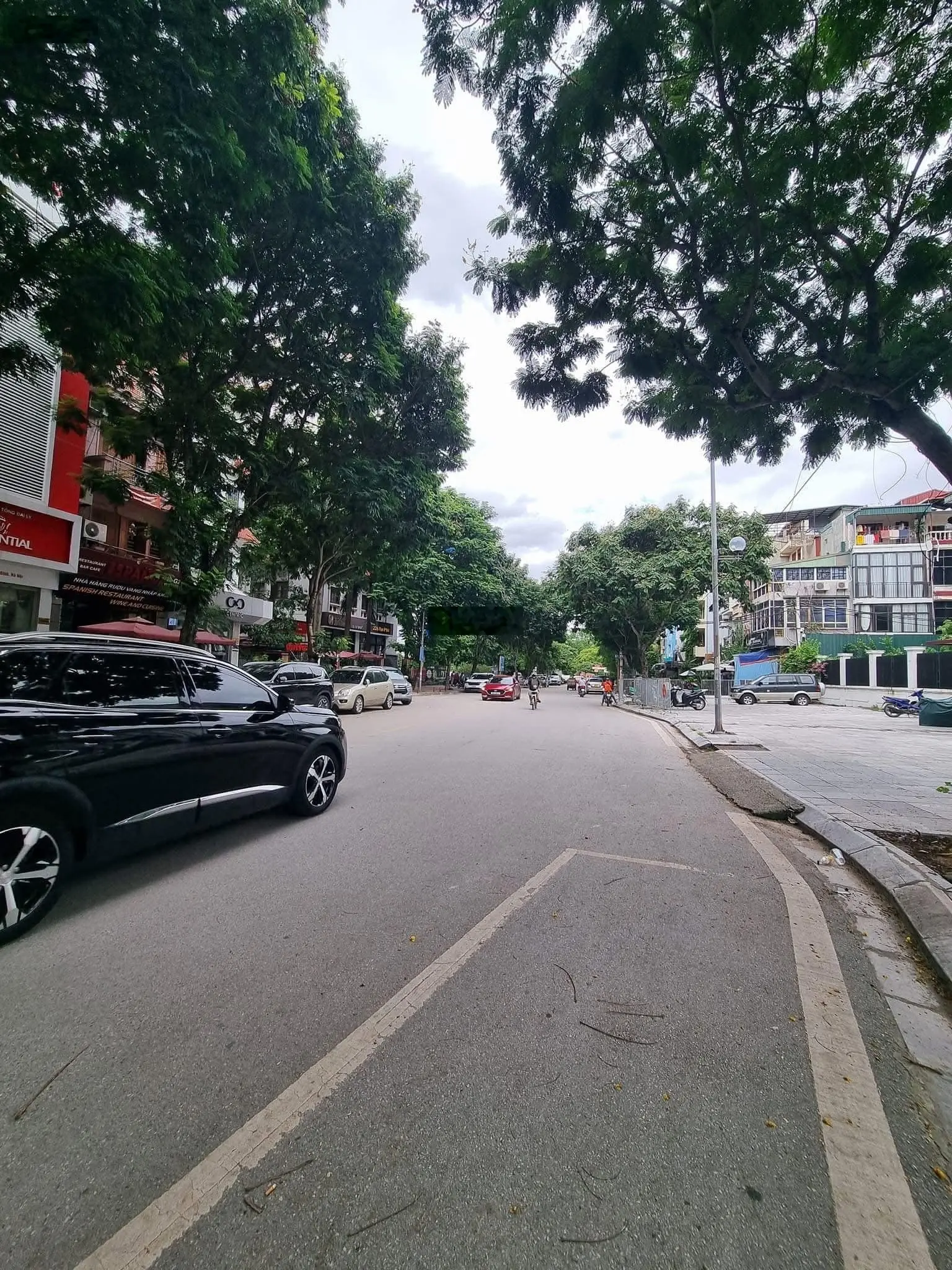 Nhà riêng Kim Mã. Ba Đình. DT 36m2. 5 Tầng, MT 3,8m. Giá 11.8 tỷ. Ngõ thông, kinh doanh.