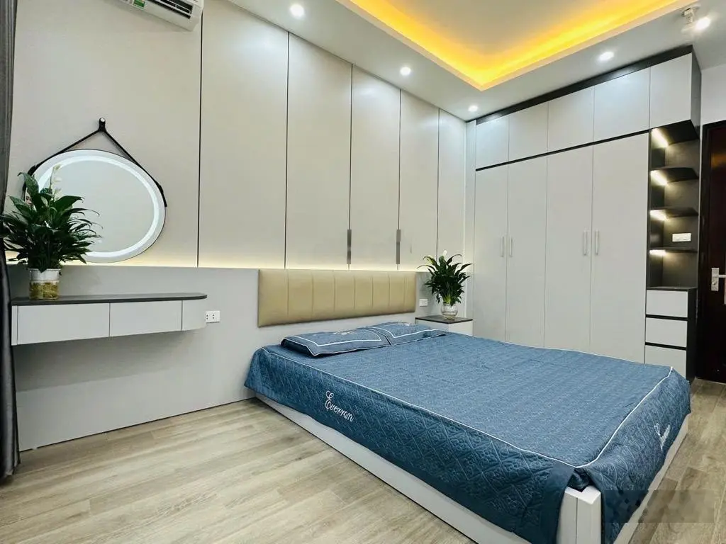 Nhà Minh Khai cách phố 100m full nội thất đẹp long lanh