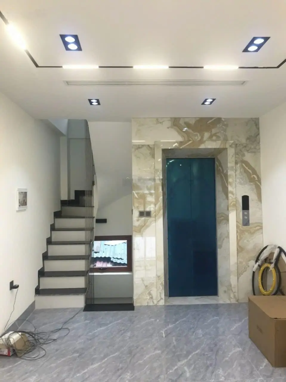 Bán nhà đẹp tại đường long biên 1, 15,4 tỷ vnd, 50m2