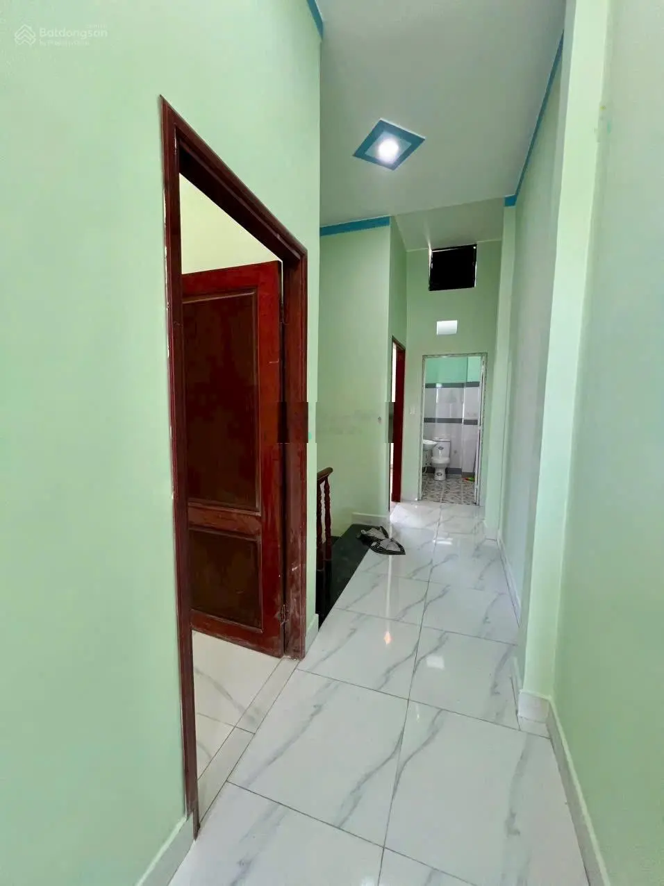Bán nhà sau Công Viên Quận 9 DT75m2 sổ sẵn đang cho thuê 7tr5/tháng dân cư hiện hữu mặt đường nhựa