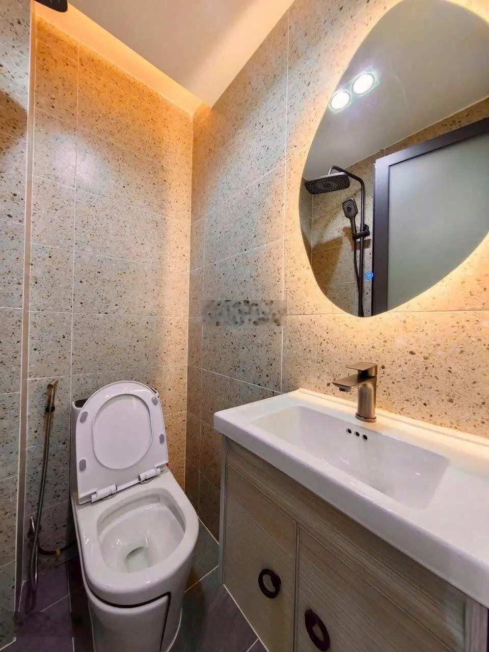 Chính Chủ Bán Nhà - Ba Đình - Diện Tích 50m2 - 5 Tầng - Thang Máy - Kinh Doanh Tốt - Giá 15,3 Tỷ