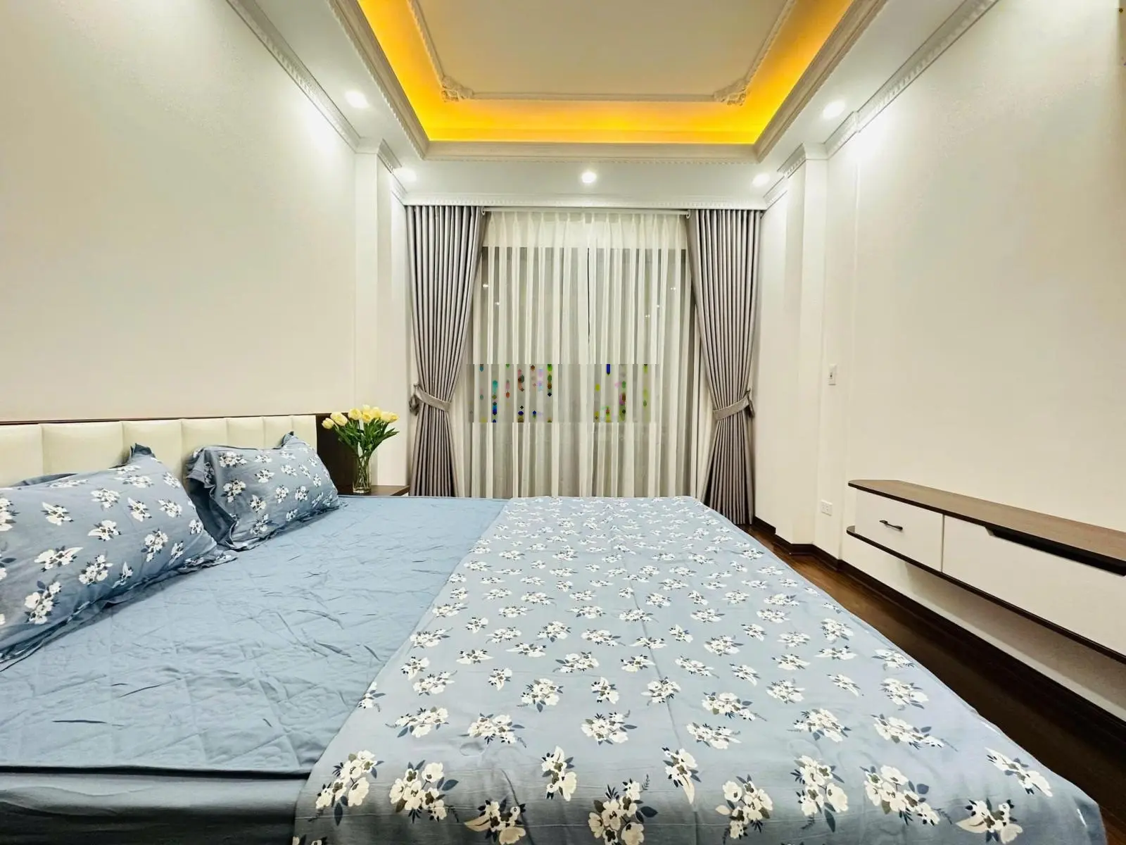 Bán nhà phố mai hắc đế, giá cực chất 33,5 triệu vnd, 60m2, 5 pn, 4 pt