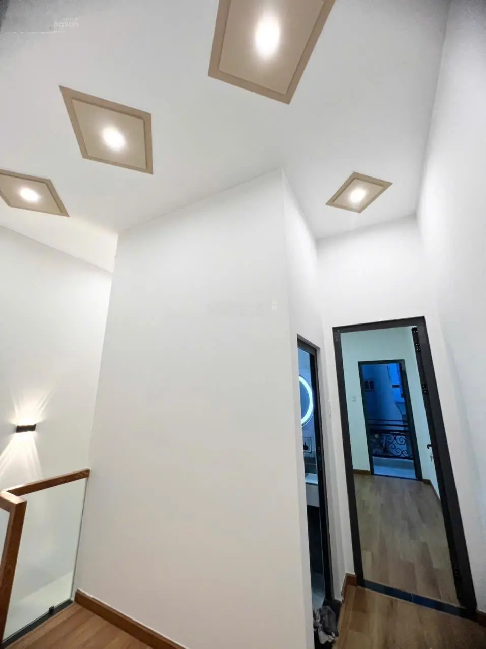 Bán nhà Đình Phong Phú, Q9. DTSD: 86.6m2, 2lầu, SHR, nở hậu, 3PN, nhà mới, nhỉnh 4 tỷ