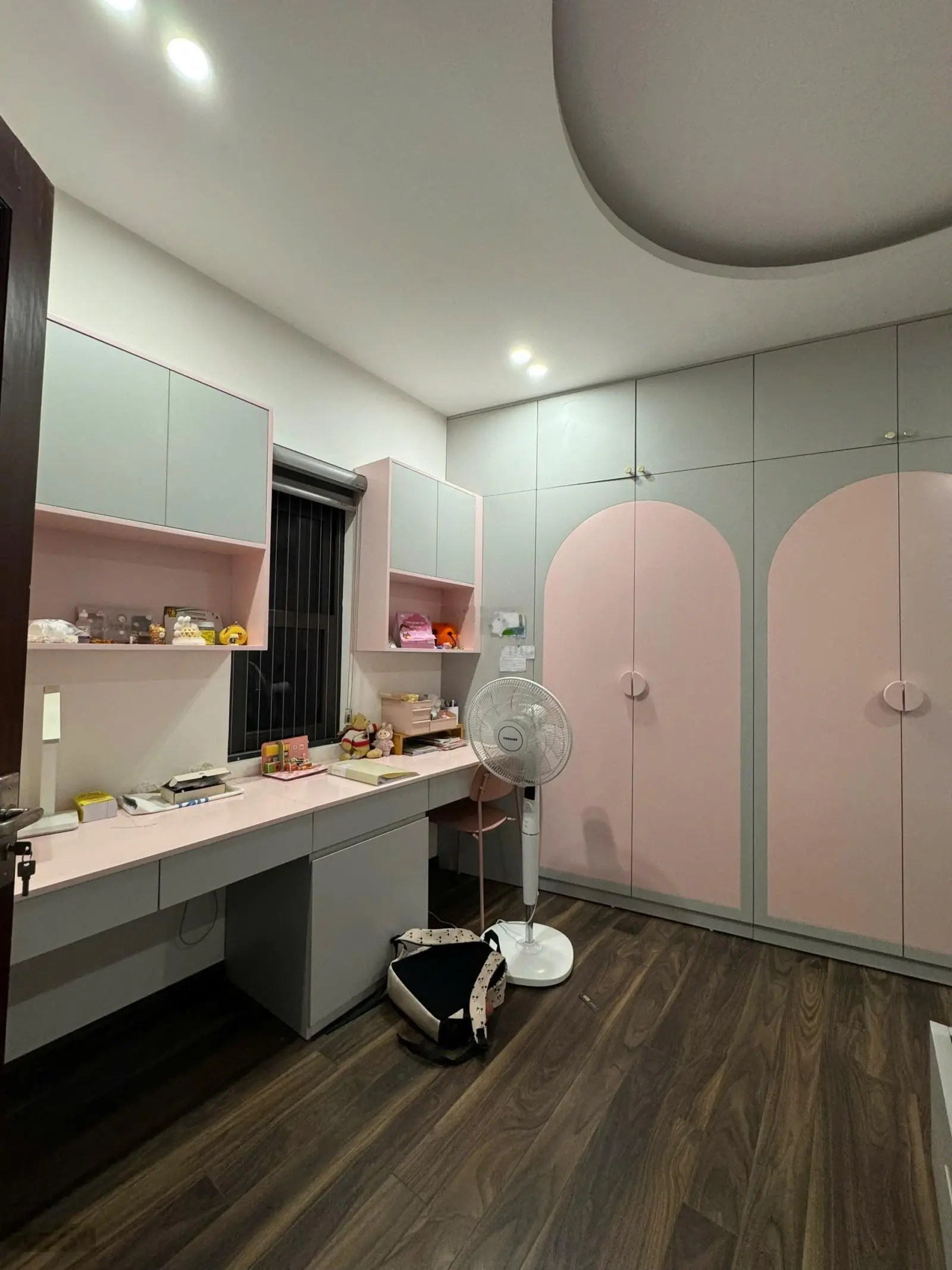 Cần bán gấp nhà phố vọng, hai bà trưng 54m2 x 5 tầng thang máy, ô tô, nhỉnh 13 tỷ.