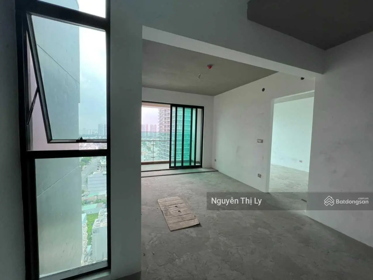 Bán gấp Duplex 3PN Feliz - DT 133m2 - bàn giao thô - View Landmark 81 thoáng mát - chỉ 10.85tỷ