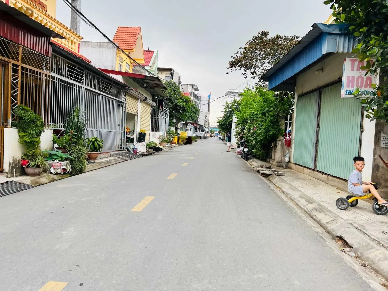 Bán lô đất 75m thôn Trạm Bạc, Lê Lợi giá chỉ 1,1x tỷ LH 0979 087 ***