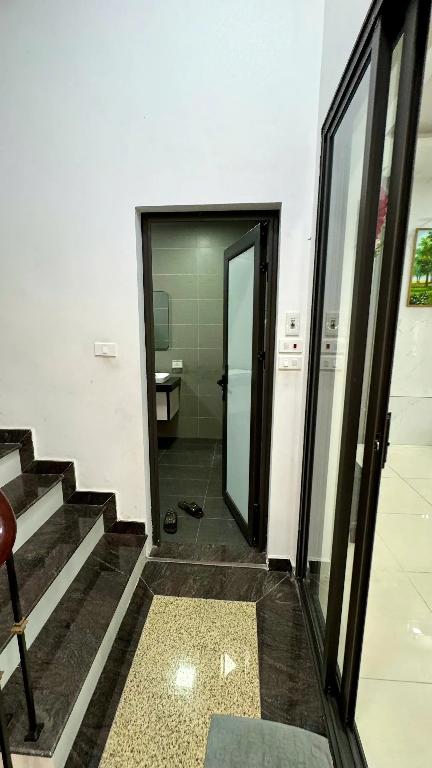 Bán nhà phố Phạm Tuấn Tài 66m2 nhỉnh 19 tỷ, vỉa hè, gara ô tô, gần phố, văn phòng