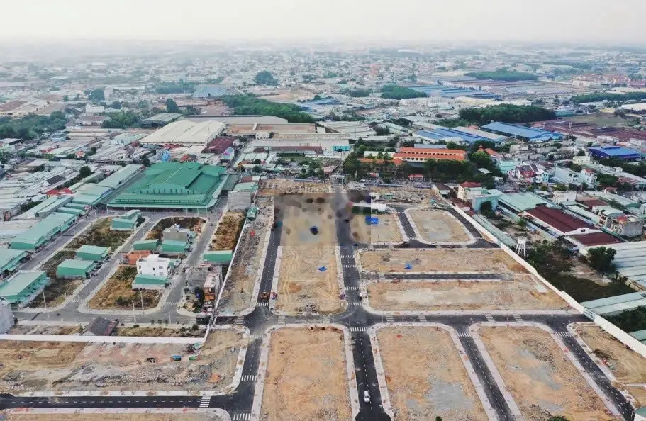Cần bán nhanh 2 lô góc đất mặt tiền nở hậu kế bên ST Go, 100m2