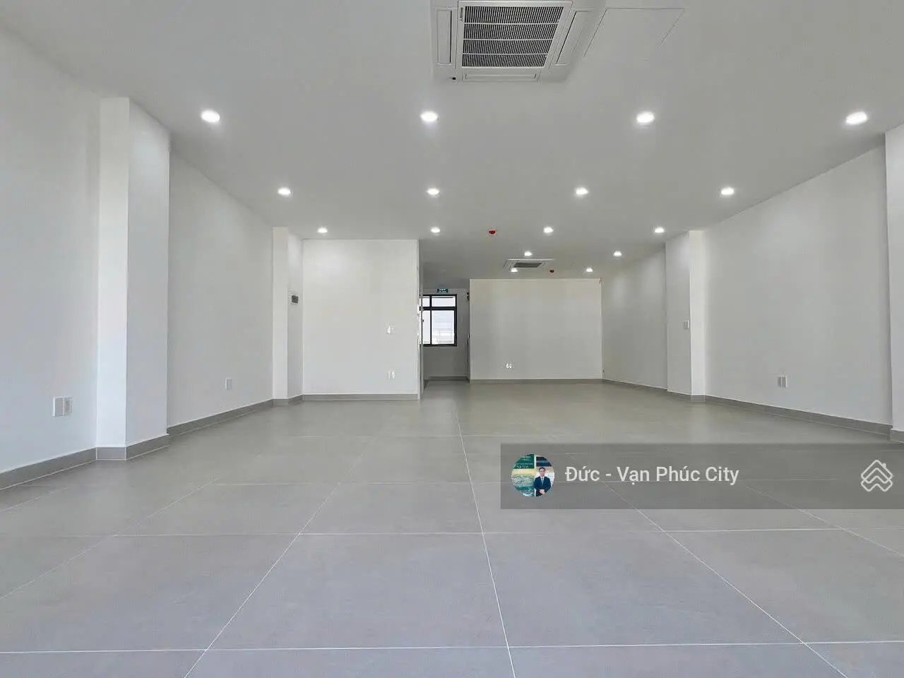 Bán tòa nhà Văn Phòng đường 37, giá 33 tỷ, hầm + 6 tầng, sổ hồng, đang cho thuê 55tr/tháng