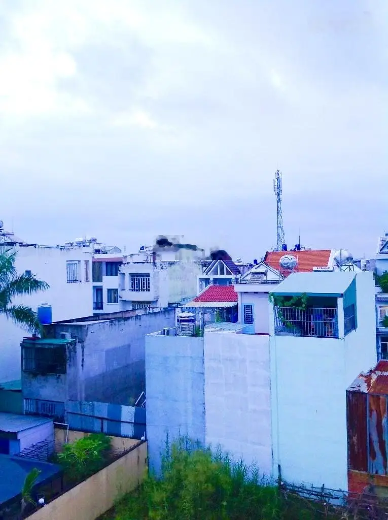 Nhà 4 tầng - ngay khu đô thị vạn phúc - ô tô ngủ trong nhà - giá chỉ 9.xx tỷ.