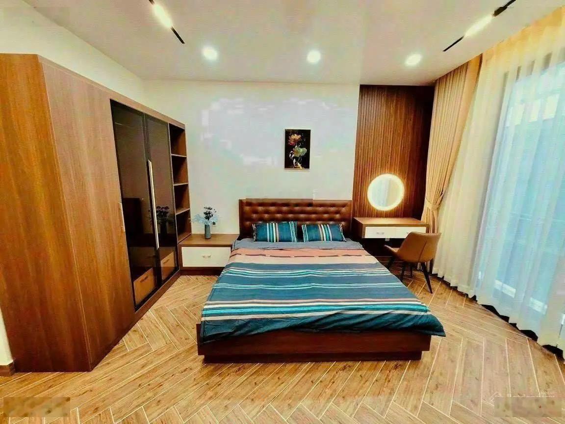 Bán nhà HXH khu đồng bộ 8 căn sau lưng căn MT ngay Công Viên Làng Hoa, P.8, Gò Vấp.