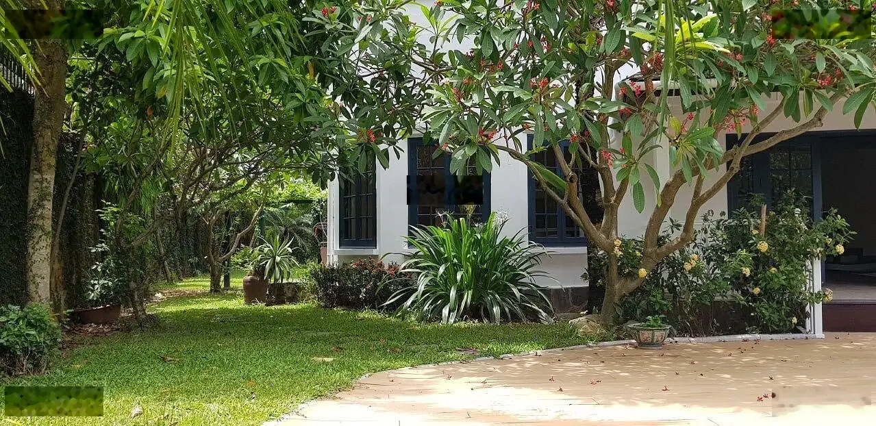 Bán căn biệt thự nhà vườn. 1400m2 full thổ cư