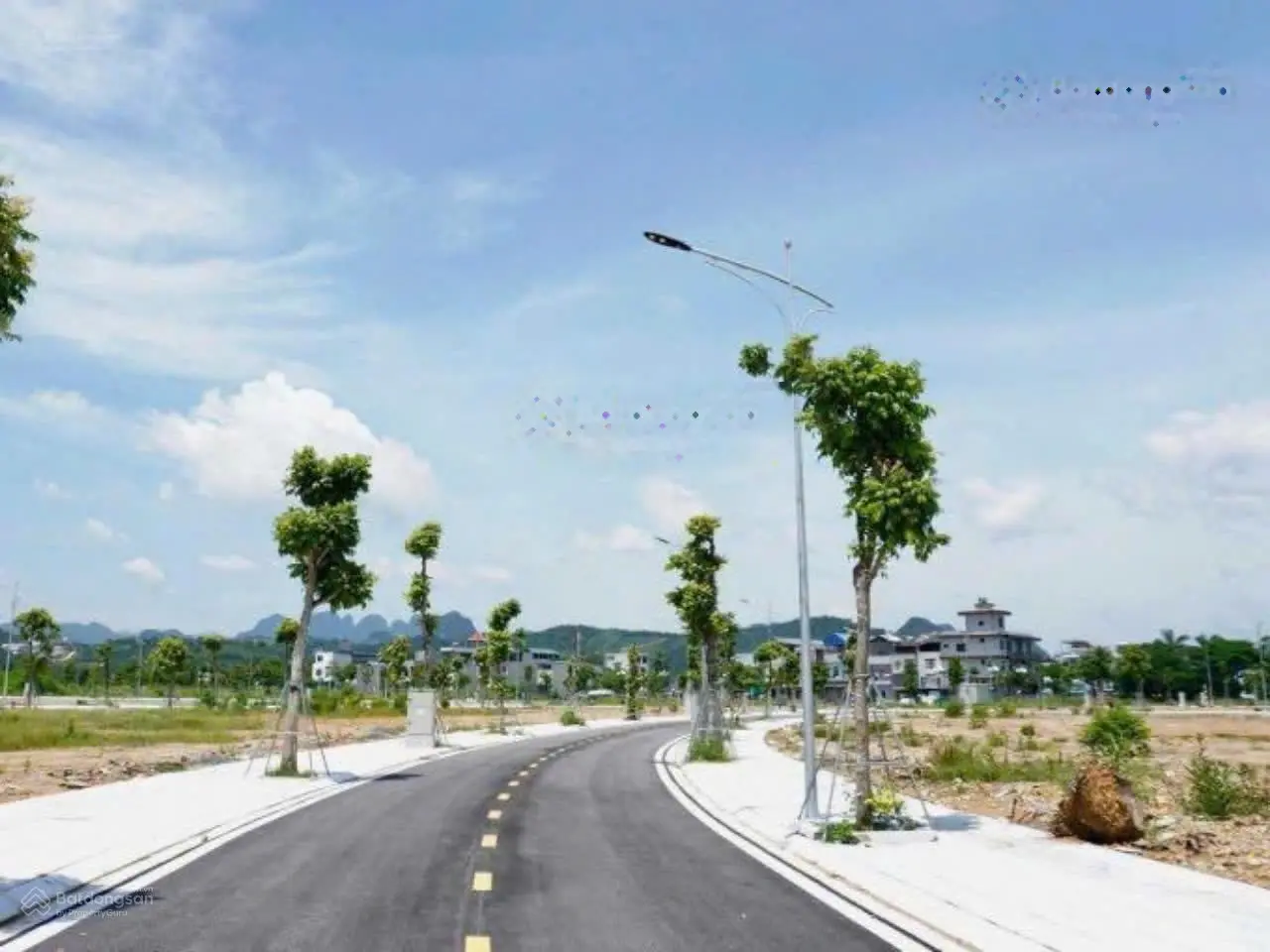 Lô biệt thự 270,8m2, MT 10.5m, hướng Tây Bắc, Phố Chợ Lương Sơn, giá nhỉnh 16 tỷ, sổ đỏ riêng