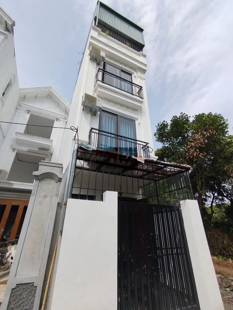 Yên Nghĩa nhà 33m2x4t mỗi tầng 2 ngủ, gía chỉ 3,1 tỷ (nhà xây độc lập)