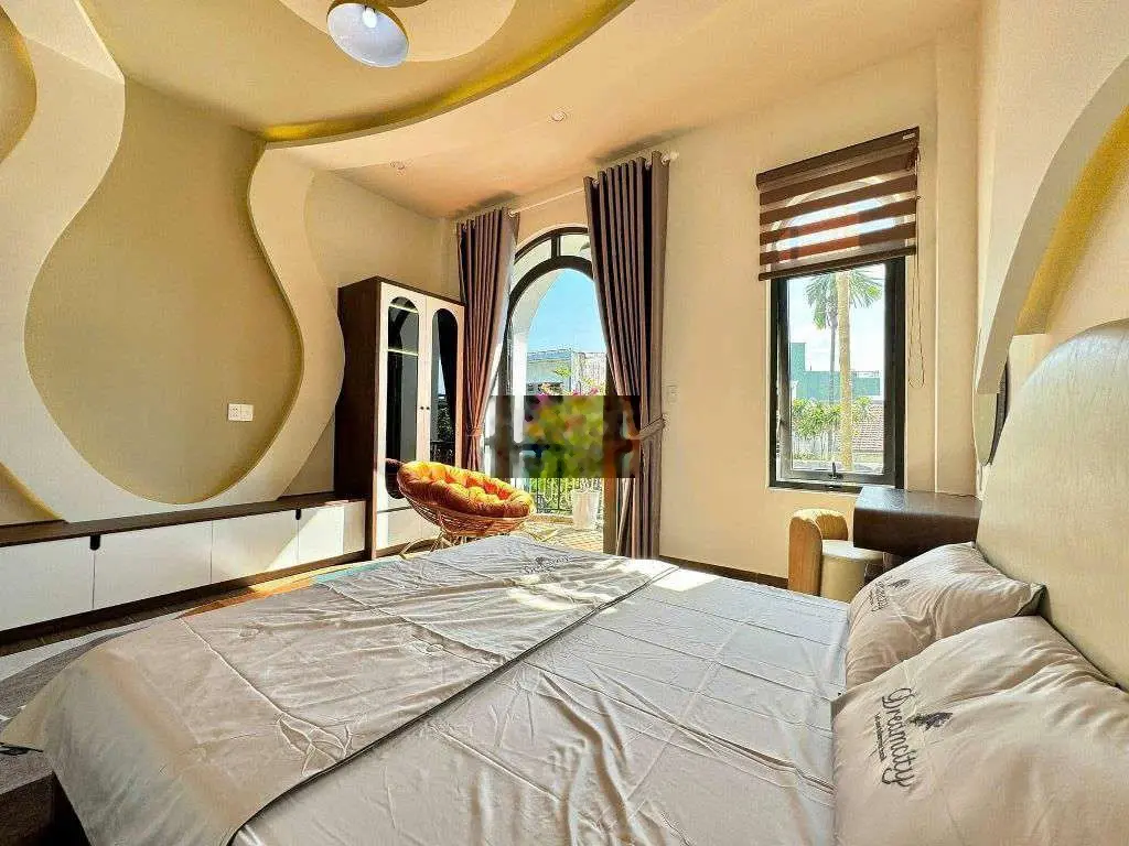 Nhà Đẹp Vào ở Ngay Đường 5.5m Gần Biển