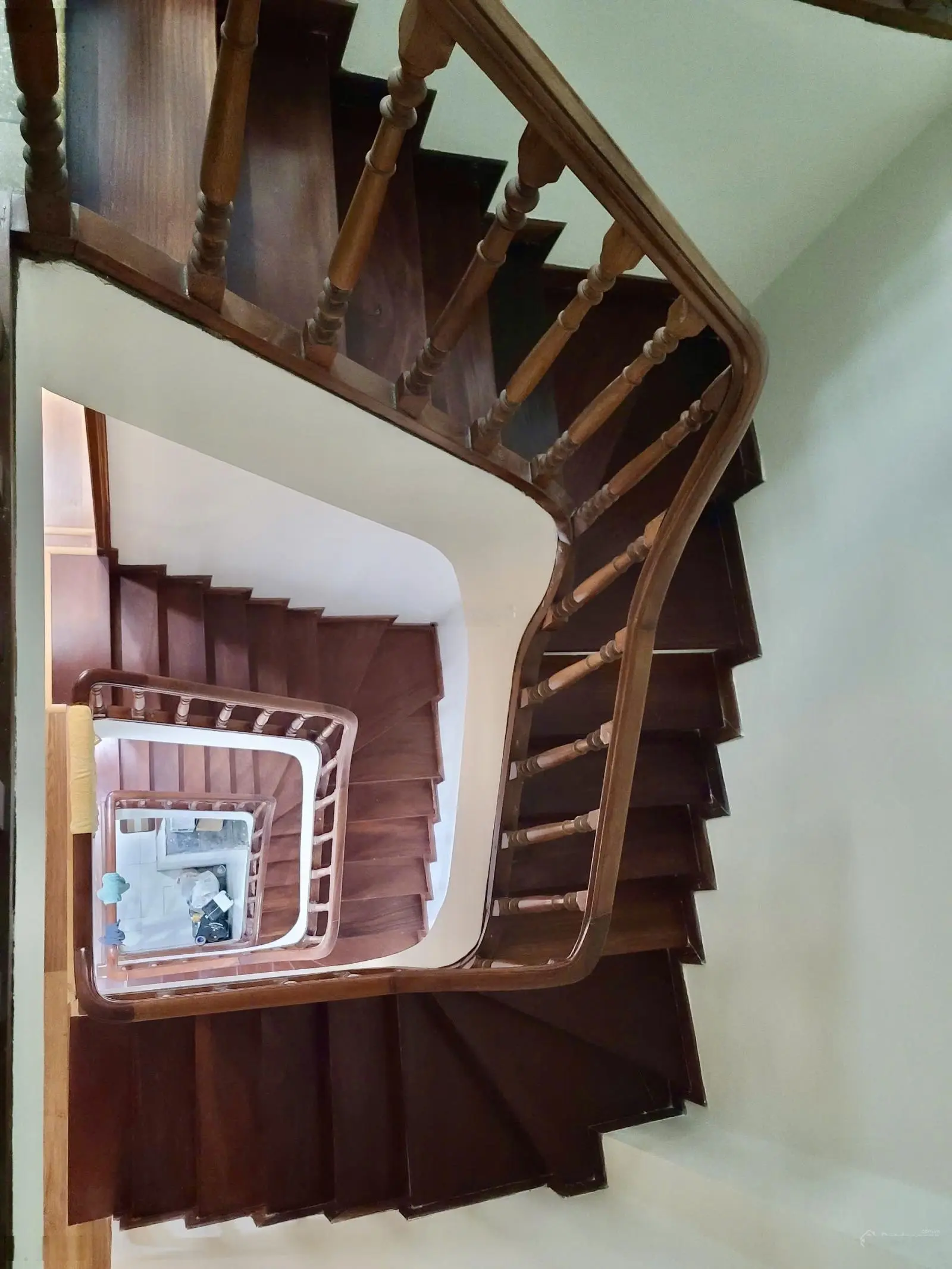 Bán Gấp Nhà Phố Víp Thái Hà Ngõ Thông Ô Tô Đỗ Cửa Diện Tích 58m Nhà 4 Tầng Giá Cực Tốt, Chào 12 Tỷ
