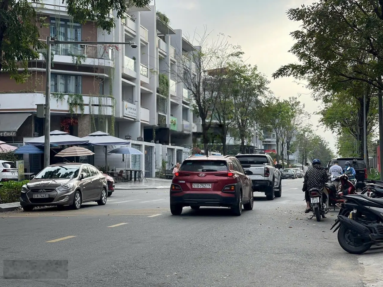 Vị trí đẹp KĐT Mới Vạn Phúc City, DT 5x20m, 5 Tầng, MT Kinh Doanh, Dòng tiền 50 tr/th chỉ 22 Tỷ TL