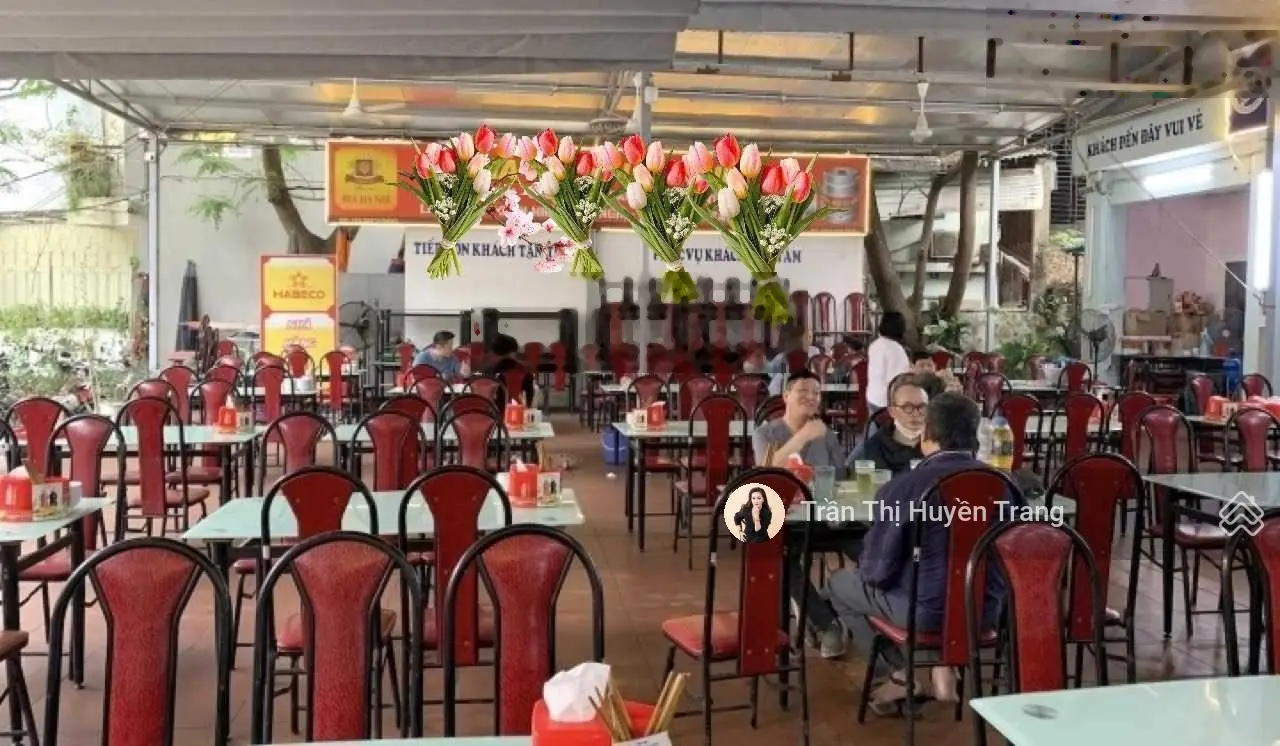 Hiếm có, bán mặt phố Nguyễn Văn Huyên, 136m mặt tiền 12.8m, kinh doanh sầm uất, 23 tỷ 0973 355 ***