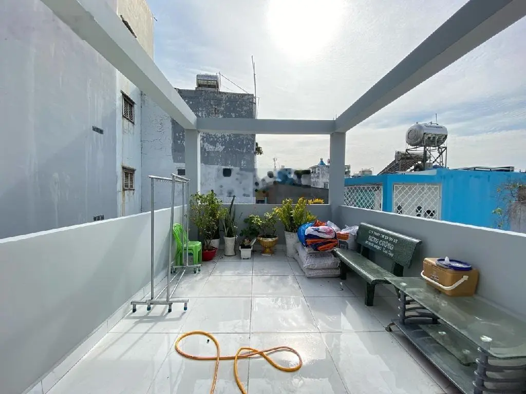 Bán nhà Xóm Chiếu Quận 4 - hẻm ôtô - 4 tỷ nhỉnh - 4 Tầng - 45m2 - khu dân trí cao