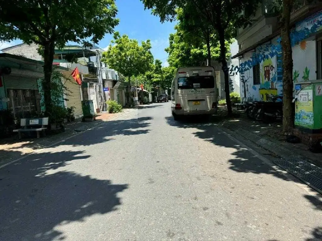 Mặt phố, Đào Xuyên - Đa Tốn, kinh doanh đỉnh, Vị Trí - đẹp nhất trục chính Đào Xuyên 55m MT 4,1m