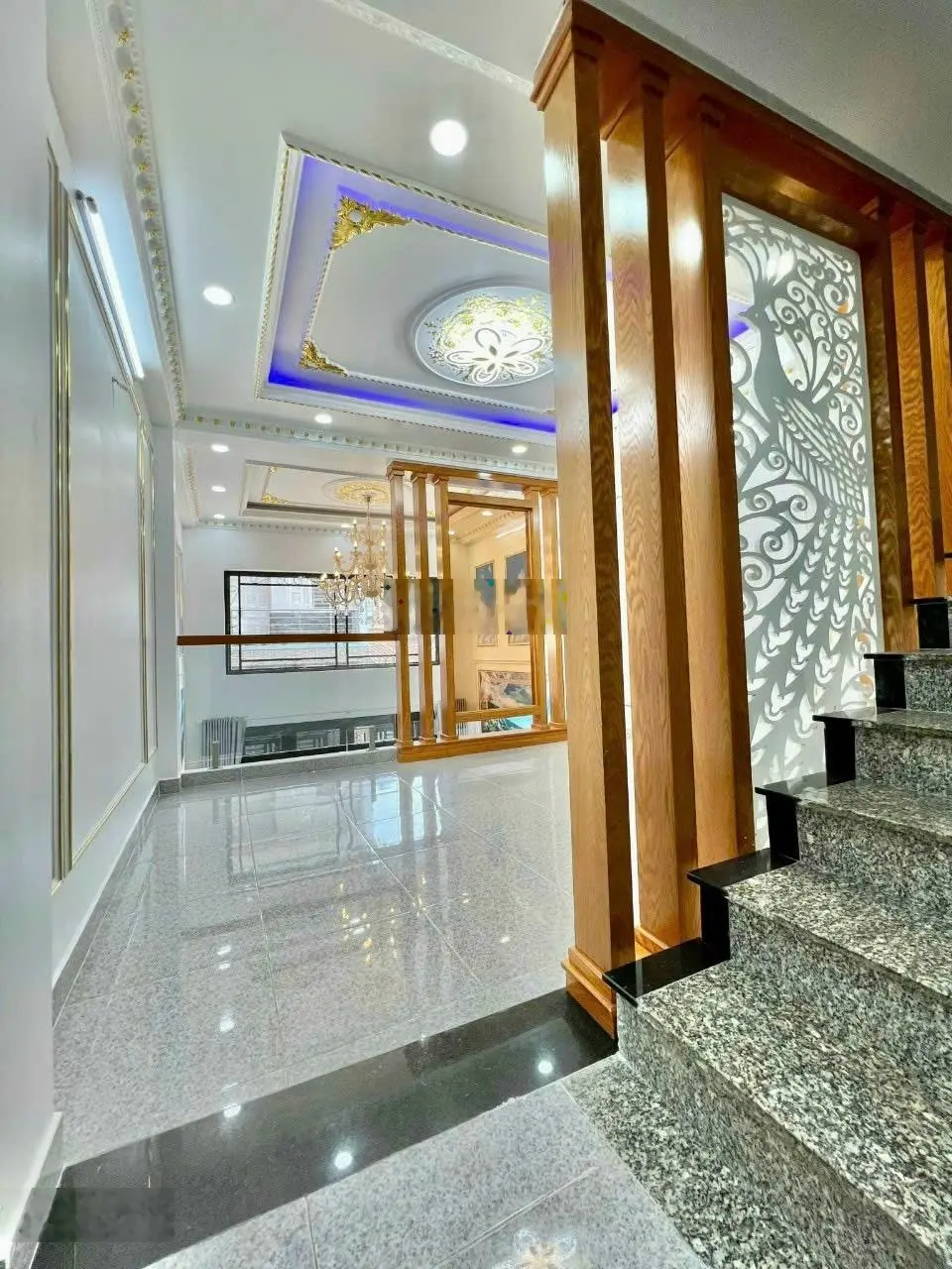 Bán nhanh căn nhà đ.nguyễn thị minh khai phường 5 quận 3, giá 3tỷ2, dt 70m2, lh 0896465262
