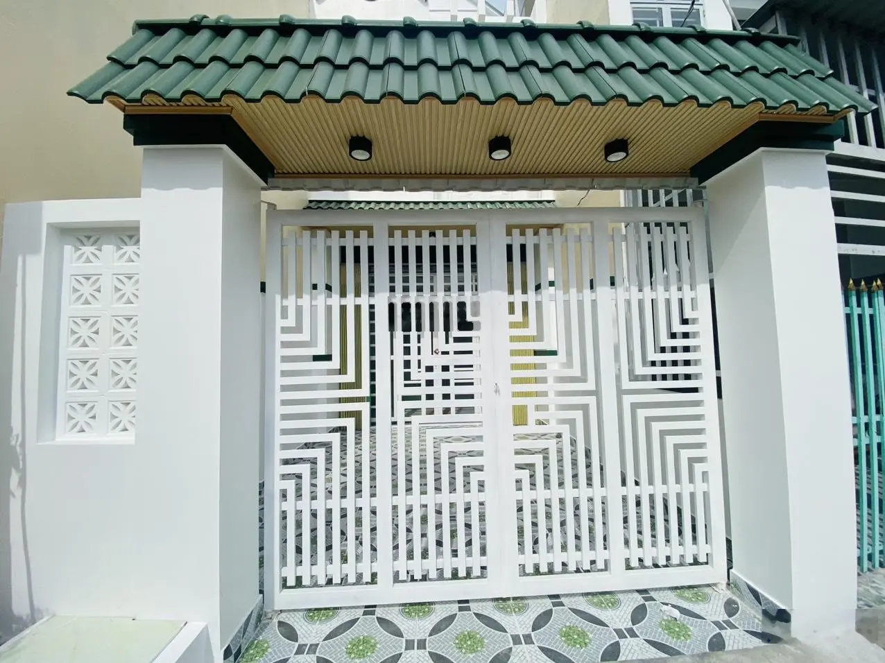 Bán nhà riêng 4PN, 2WC, 102m2, ở Quốc Lộ 50, Cần Giuộc, Long An