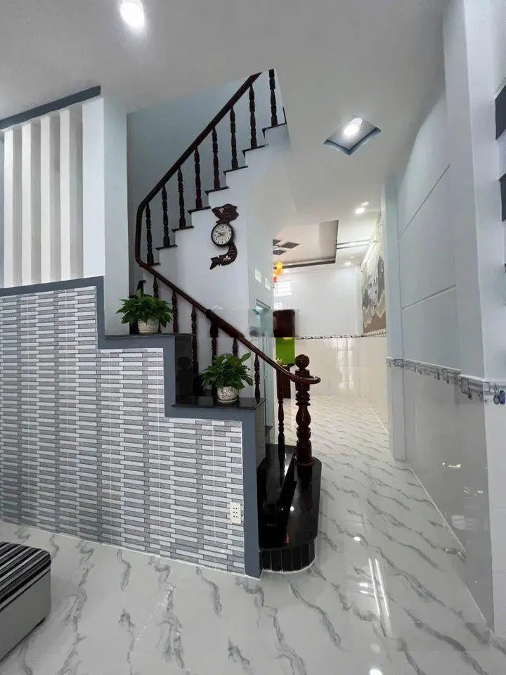 Nhà đẹp kinh doanh tốt 1trệt 1lầu 5x17=85m2 Trần Đại Nghĩa Tân Kiên gần Vòng Xoay An Lạc Bình Chánh