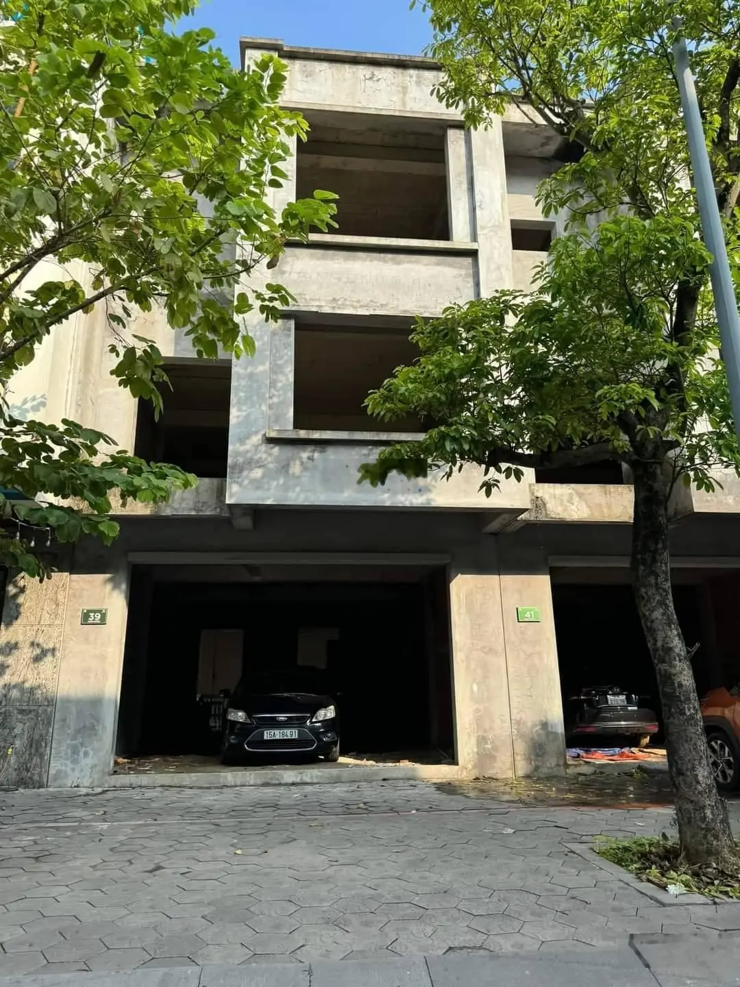Chỉ 5.9 tỷ sở hữu liền kề hướng Đông Nam rẻ nhất KĐT Ecopark lh 0972 402 ***