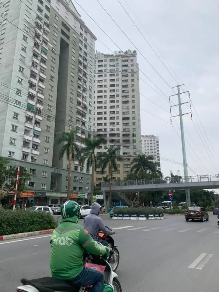 LIỀN KỀ - XA LA-HÀ ĐÔNG-Phân lô vỉa hè ô tô tránh-hơn 16 tỷ-Nhà 5 tầng-diện tích 77m2 - mặt tiền 5m