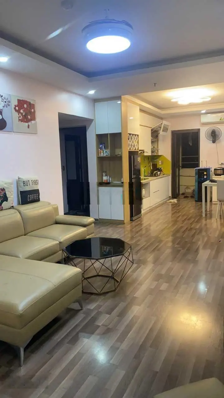 Em bán căn Cát Tường Eco, 2 PN, 68.5 - 72m2, đủ nội thất. Giá từ 1,4- 1,55 tỷ, đã có sổ hồng