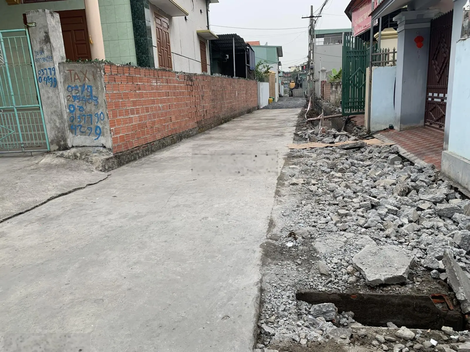 Lô nhà đất đẹp 2 mặt tiền nằm giữa vị trí tiện ích trường học, công viên