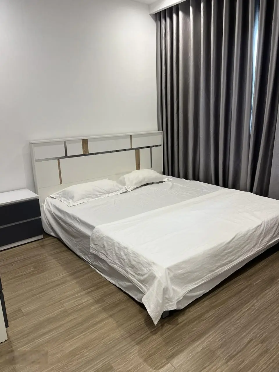 Bán căn hộ góc 3 ngủ 75m2 giá 3 tỷ 520 triệu sổ đỏ