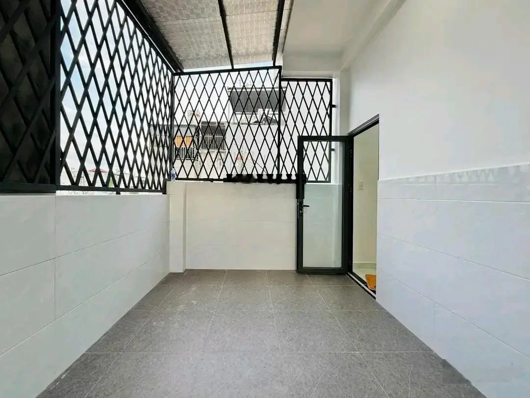Cần bán căn nhà đẹp giá tốt Phan Chu Trinh - P. 12 - Bình Thạnh, cho thuê 24tr, giá 3tỷ270/75,4m2
