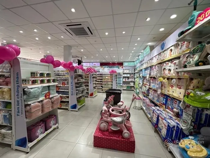 Nhà bán MT Lê Văn Việt, TNPA, Q9. 247m2 58 Tỷ. Dòng Tiền 800 Tr/ Năm