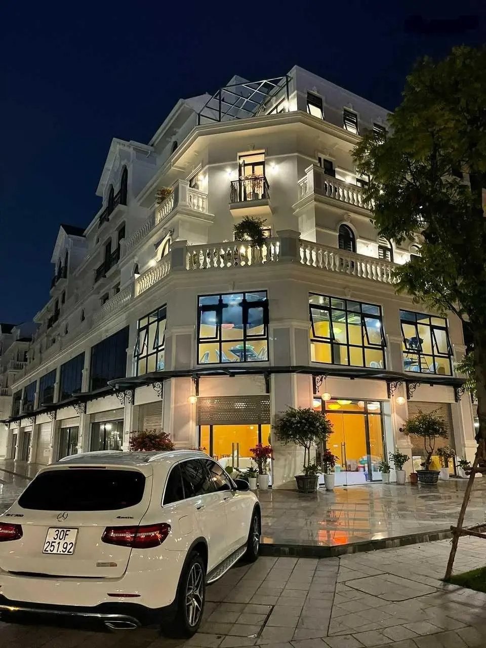 Chính chủ bán liền kề TMDV Hải Âu 16 - 15 - trung tâm phố đi bộ chợ đêm Vinhomes Ocean Park