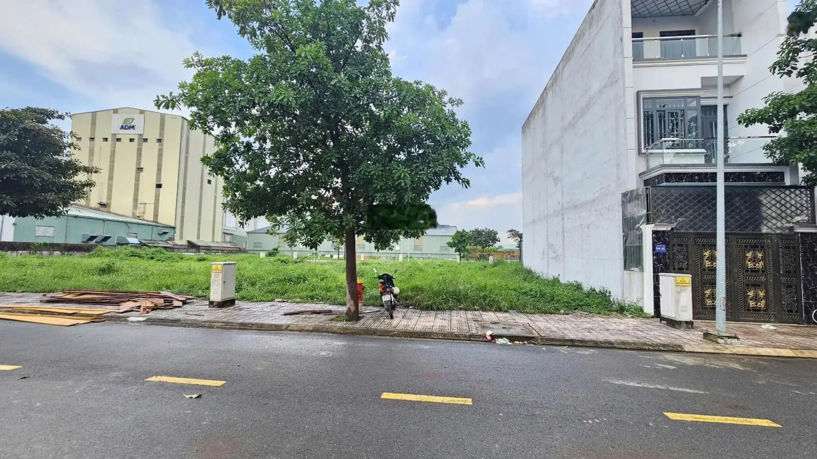 Cần bán đất Định Hòa Thủ Dầu Một giá 650 triệu/76m2. SHR, Sang tên ngay. Gía công nhân. 0768 234 ***
