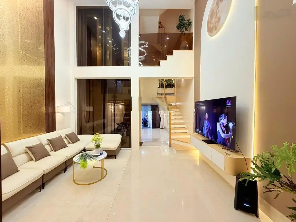 Bán nhà riêng 4PN, 4WC, 72m2, giá 11,5 tỷ tại Phạm Văn Chiêu, p 14, Gò Vấp, HCM chỉ với uy tín