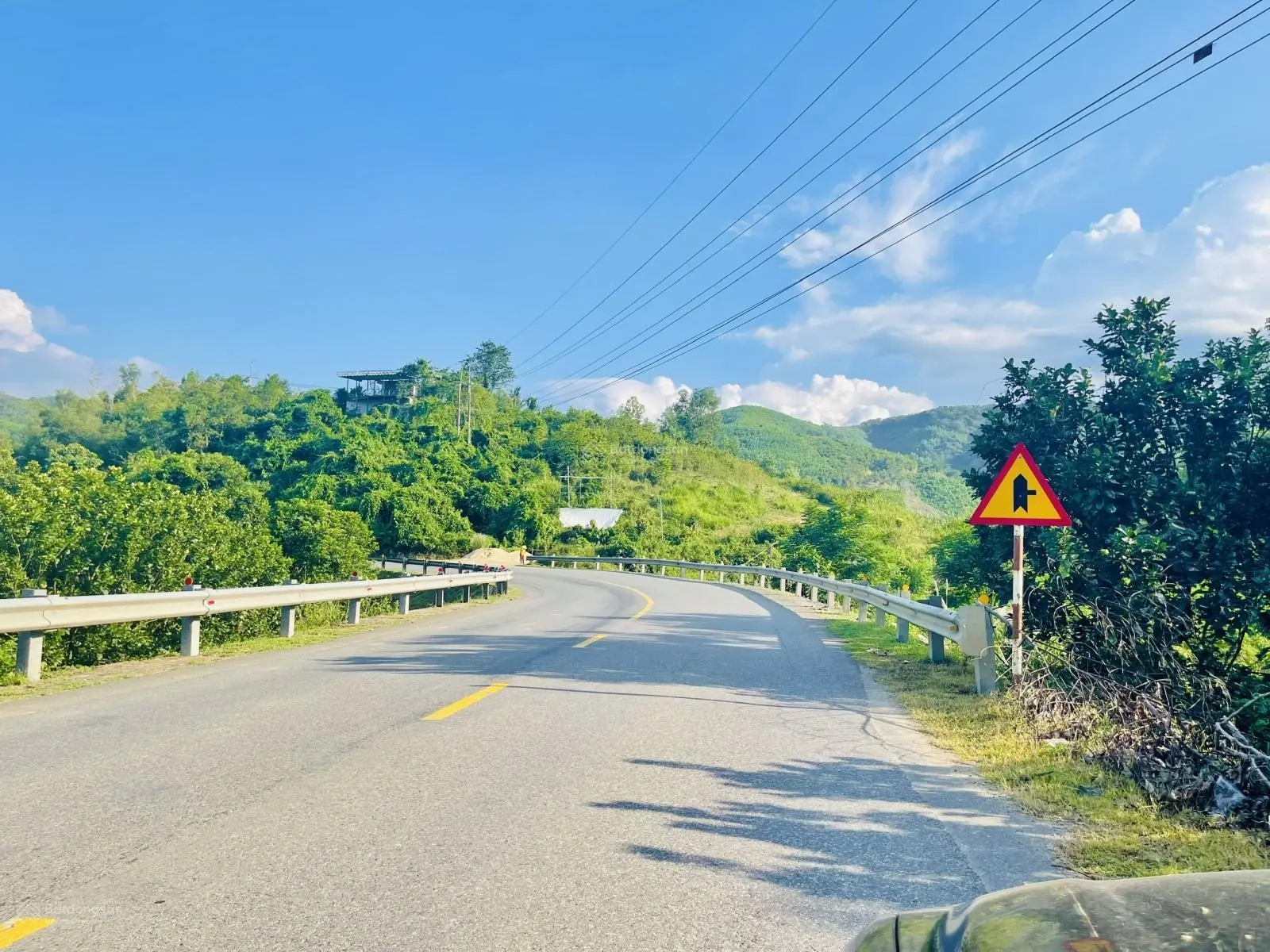 Cần bán đất giá 2,3 tỷ VND tại mặt tiền QL27C, Khánh Vĩnh, Khánh Hòa với diện tích 4800 m2.