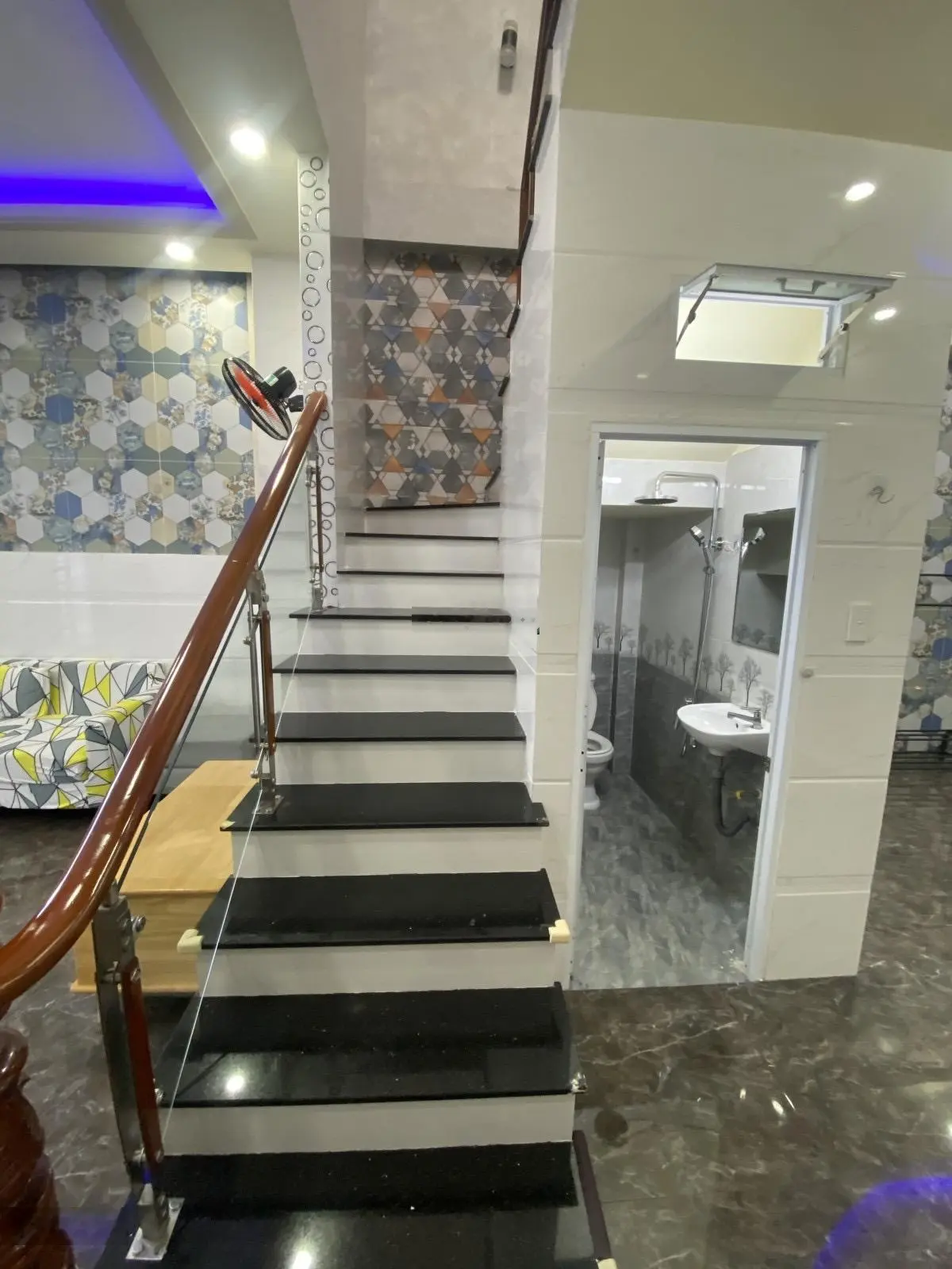 Bán nhà hẻm xe hơi, Linh Xuân - 76m2 - giá 4.3 tỷ - 2 tầng