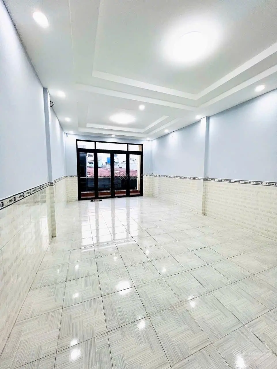 Cần bán nhà kinh doanh căn hộ cho thuê tại Nguyễn Văn Quá Q12, Giá 3 tỷ 520