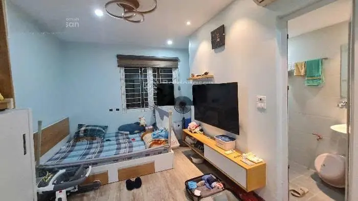 Nhà phố yên lãng, ô tô tránh, kinh doanh sầm uất. 31m x 5 tầng