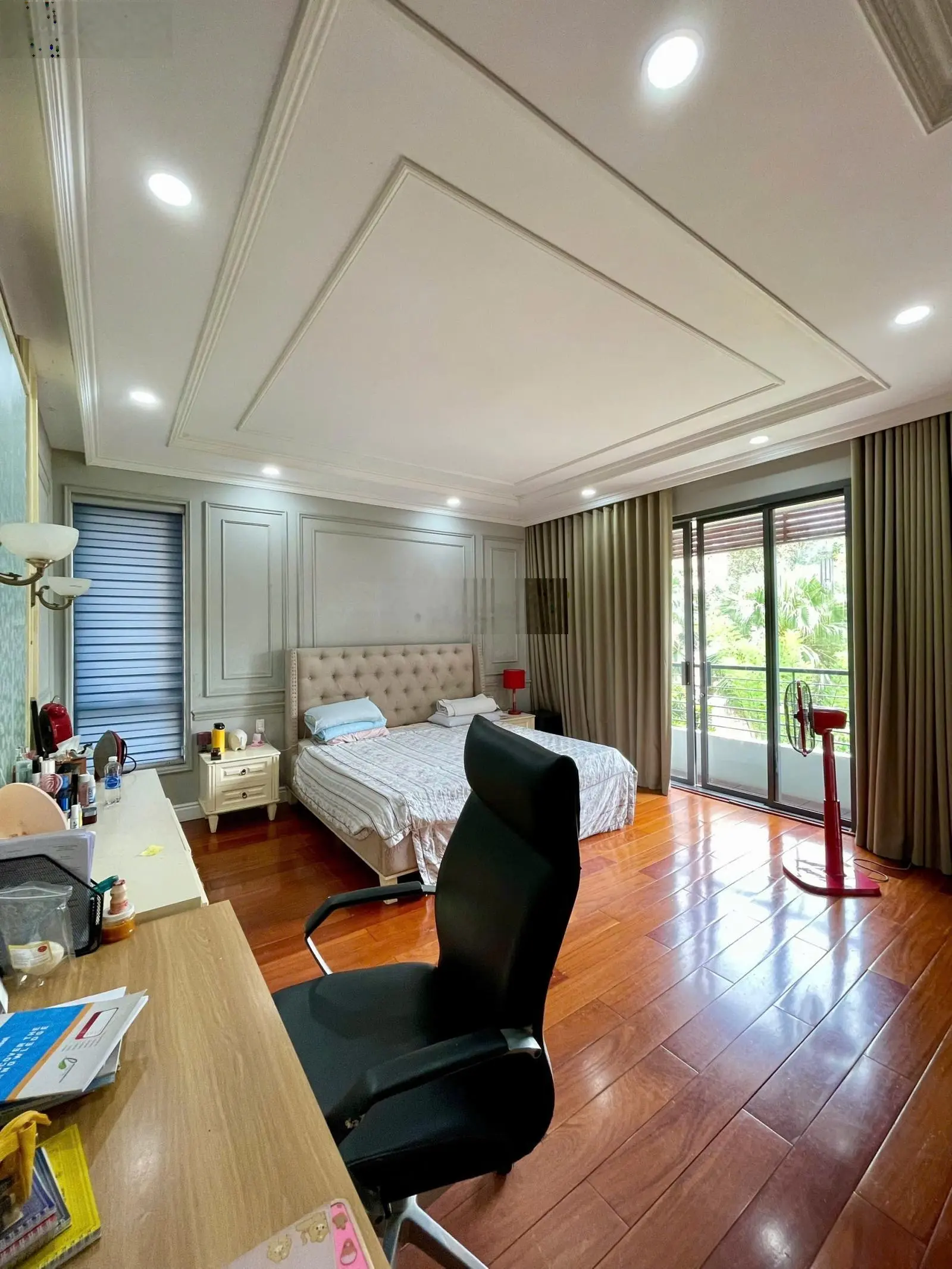 Bán biệt thự view sông, công viên 240m2 tại đường 61, Tân Phong, Q7, giá siêu ngộp chỉ 38 tỷ VND