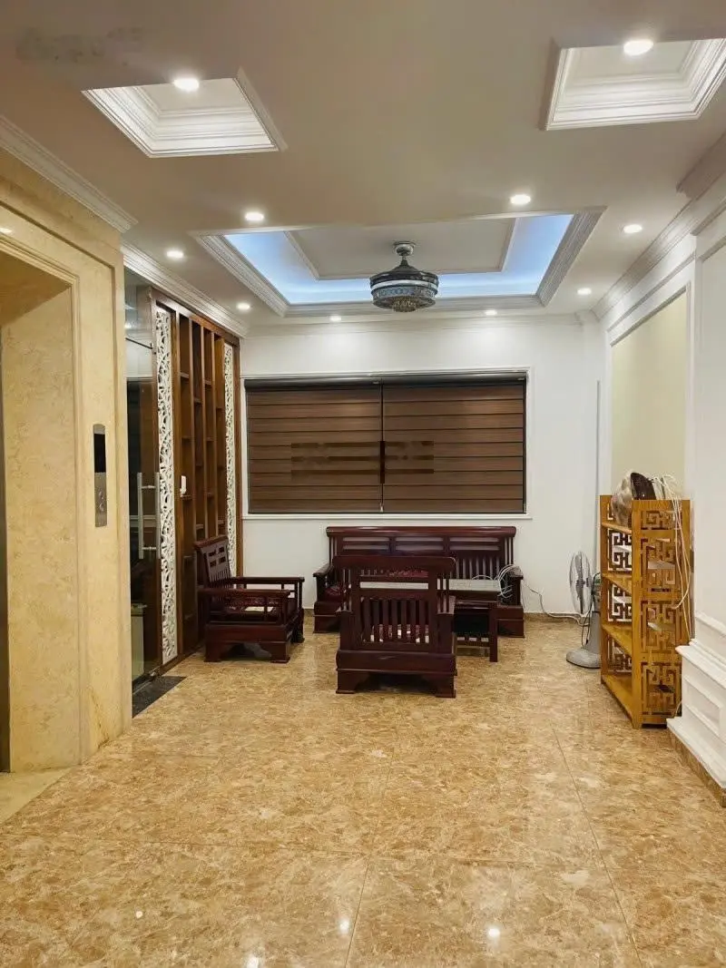 Bán nhà mặt phố Cầu Giấy quận, 52m2, 7 tầng thang máy, mt 5.5m, chỉ 23.9 tỷ